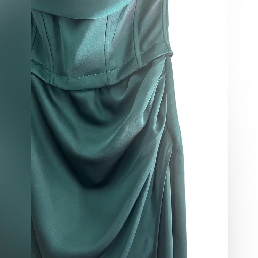 Kimberley Bottle Green Bardot Fishtail Satin Maxi Dress | Club L London | US 2 - Picture 5 of 13